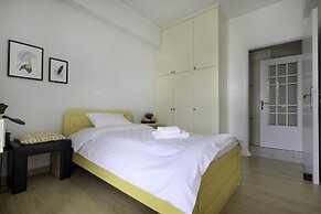 Renaissance City Apartment