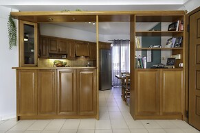 Renaissance City Apartment