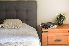 Homey Sea-Side Apartment by Sea N' Rent