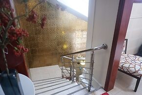 Happy Ours Guest House