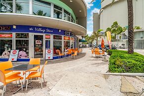 Purple Pelican by Opus (Suite 3)