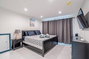 Purple Pelican by Opus (Suite 3)