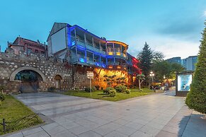 Blue Balcony Hotel