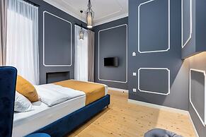 Blue Balcony Hotel