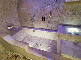 DIONISO Bed and Wellness