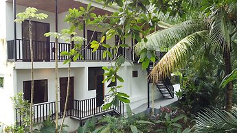 Riverside Apartments