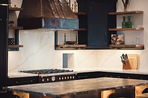 Ann Riley Farmhouse Yuba Vineyards