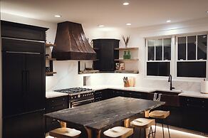 Ann Riley Farmhouse Yuba Vineyards