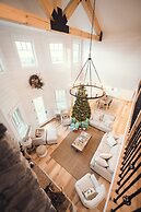 Ann Riley Farmhouse Yuba Vineyards