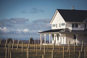 Ann Riley Farmhouse Yuba Vineyards