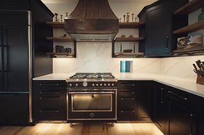 Ann Riley Farmhouse Yuba Vineyards