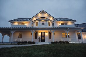 Ann Riley Farmhouse Yuba Vineyards