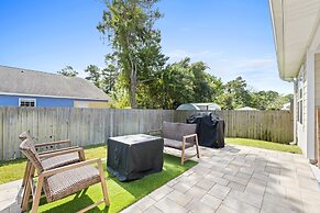 Beach House - The Beach Getaway by PHG