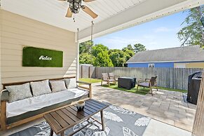 Beach House - The Beach Getaway by PHG