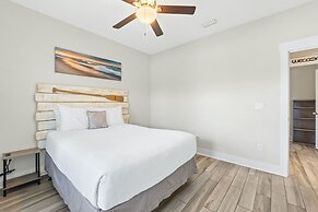 Beach House - The Beach Getaway by PHG