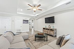 Beach House - The Beach Getaway by PHG