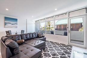 Purple Pelican by Opus (Suite 4)