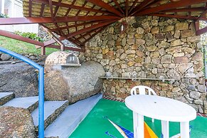 Magnífica casa com praia particular em Angra