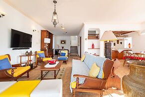 Magnífica casa com praia particular em Angra