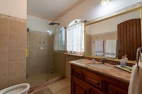 Magnífica casa com praia particular em Angra