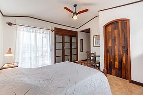 Magnífica casa com praia particular em Angra