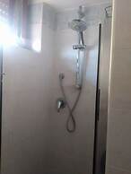 Home Close to the sea With Terrace and Free Parking