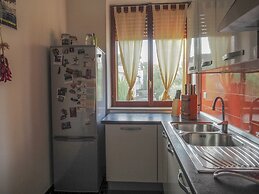 Home Close to the sea With Terrace and Free Parking