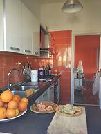 Home Close to the sea With Terrace and Free Parking