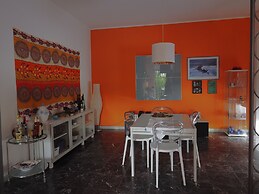 Home Close to the sea With Terrace and Free Parking