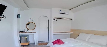 Rateesumalee pool view KoLarn