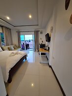 Rateesumalee pool view KoLarn