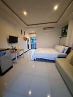 Rateesumalee pool view KoLarn