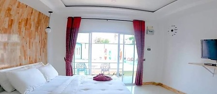 Rateesumalee pool view KoLarn