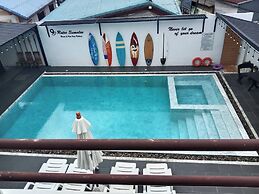 Rateesumalee pool view KoLarn