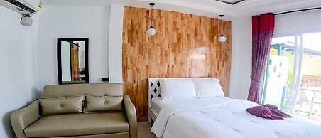 Rateesumalee pool view KoLarn