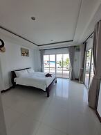 Rateesumalee pool view KoLarn