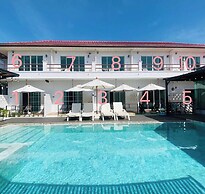 Rateesumalee pool view KoLarn