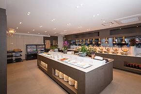 Sollago Myeongdong Hotel & Residence