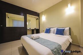 AnyLodge Waterfront Marina Island Pangkor