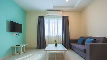 AnyLodge Waterfront Marina Island Pangkor