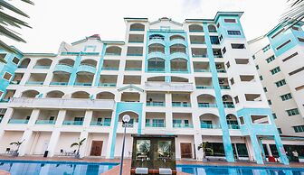 AnyLodge Waterfront Marina Island Pangkor