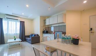 AnyLodge Waterfront Marina Island Pangkor