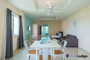 AnyLodge Waterfront Marina Island Pangkor