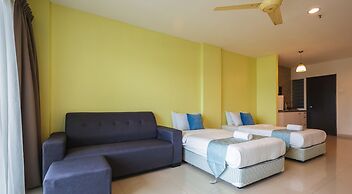 AnyLodge Waterfront Marina Island Pangkor