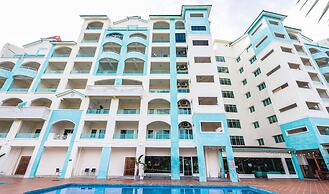 AnyLodge Waterfront Marina Island Pangkor