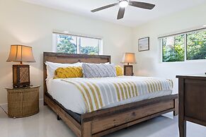 Wicker Wine - Location Hot Tub Gated Yard