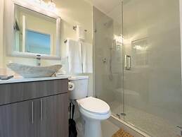 Wicker Wine - Location Hot Tub Gated Yard