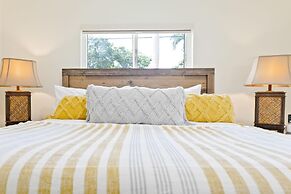 Wicker Wine - Location Hot Tub Gated Yard