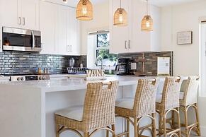 Wicker Wine - Location Hot Tub Gated Yard