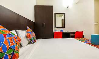 Fabhotel Comfort Inn